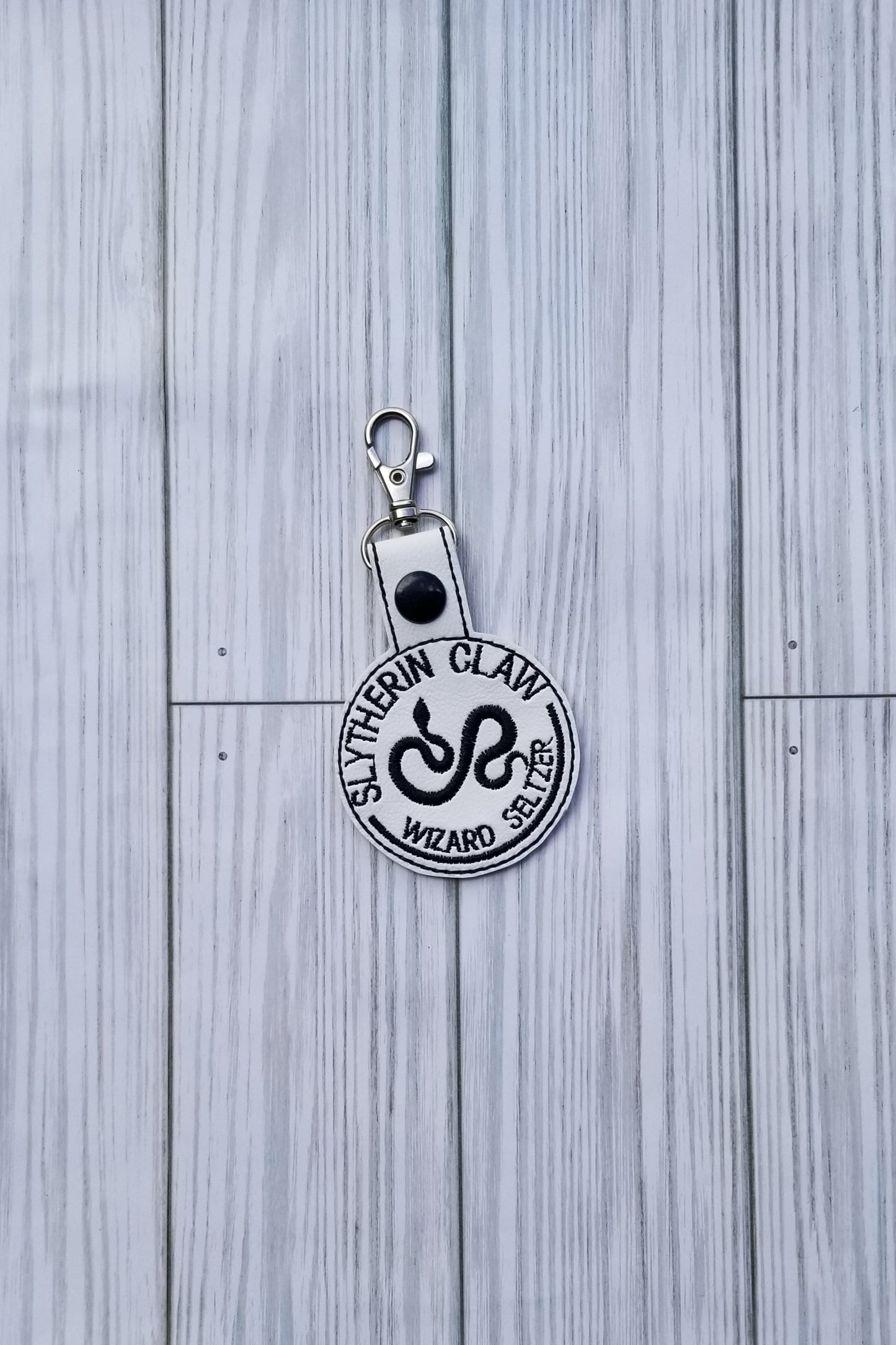 HP - Slytherin Claw Wizard Seltzer